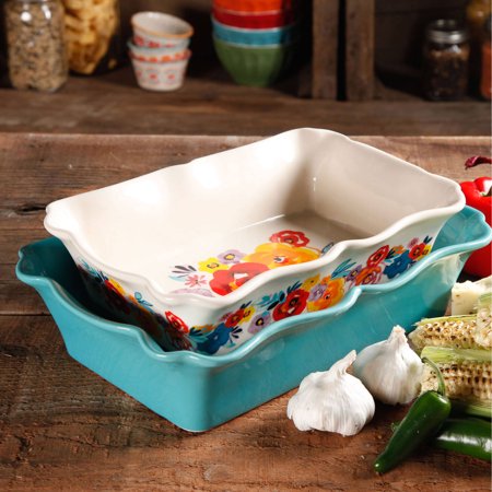 - The Pioneer Woman 2-Piece Rectangular Ruffle Top Ceramic Bakeware Set