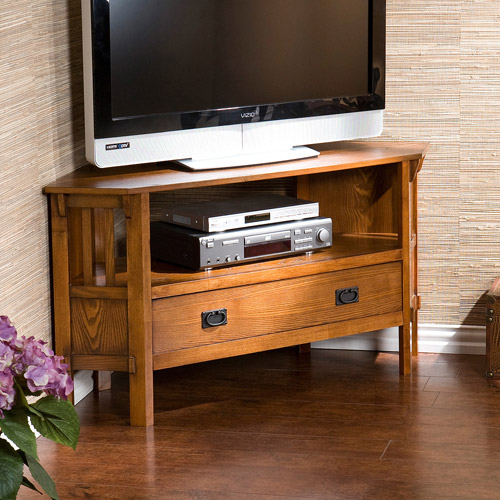Gainesville Oak Corner Media Stand, for TVs up to 47''