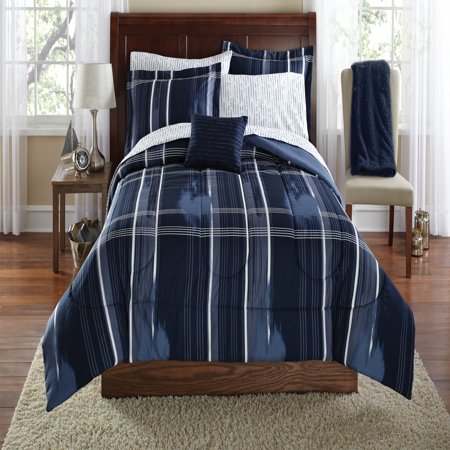 Mainstays Modern Plaid Bed in a Bag Bedding Set, Navy, Queen - Walmart.com