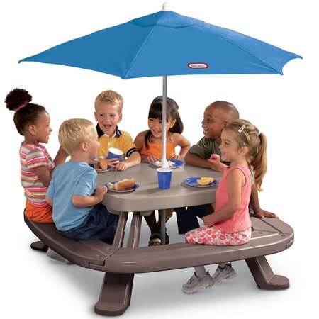 Little Tikes Fold 'n Store Picnic Table with Market