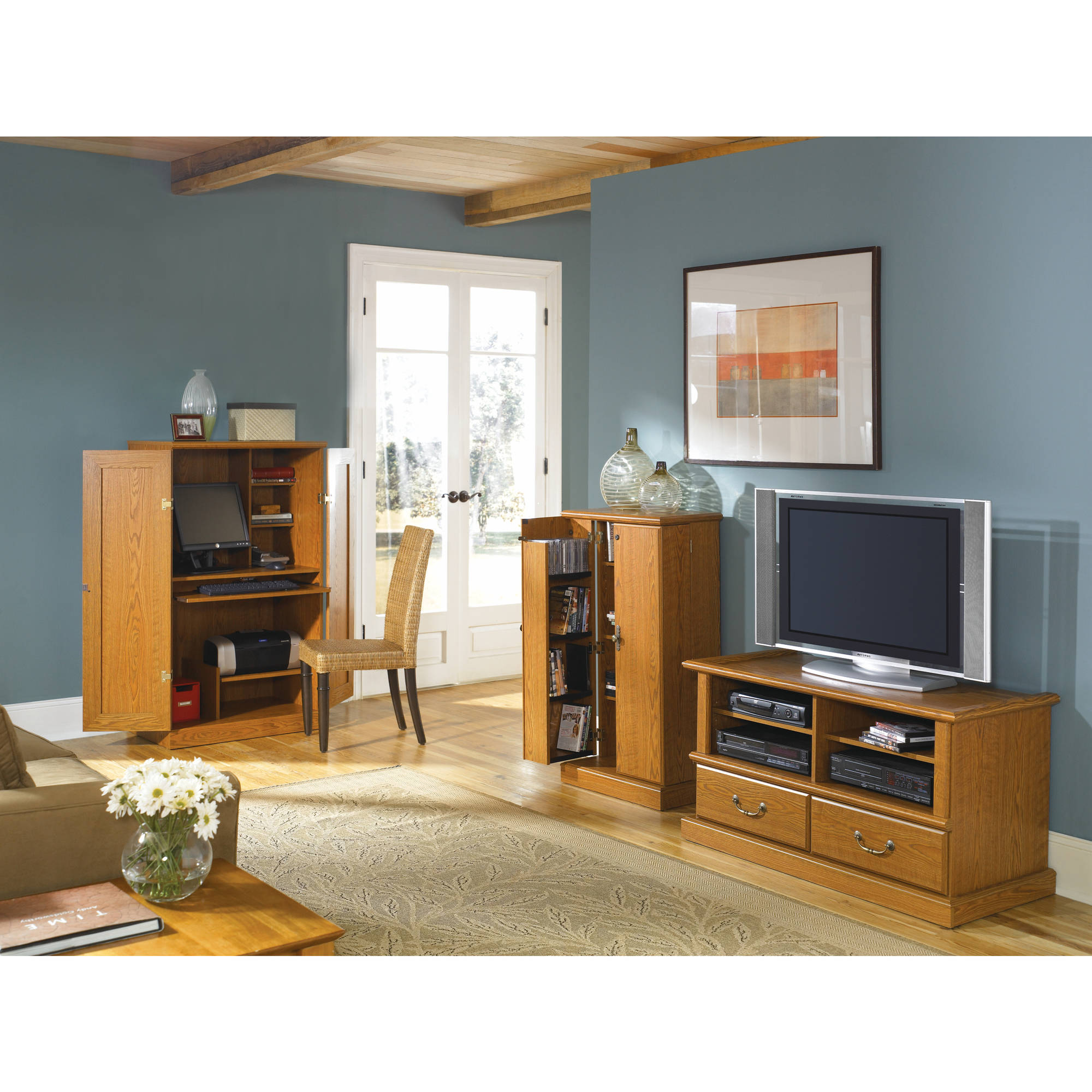 Sauder Orchard Hills Carolina Oak Universal TV Stand, for TVs up to 41''