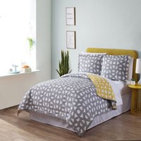 Mainstays Micro Geo 3-piece Quilt Set