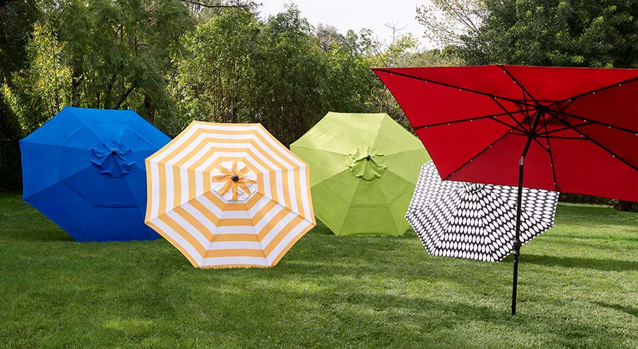 Fun in the shade. You’ll love spending even more time outside with shade to keep you comfortable. There’s an umbrella for every space, from simple tilt market styles to ones with spokes lined in solar-powered lights for after dark.