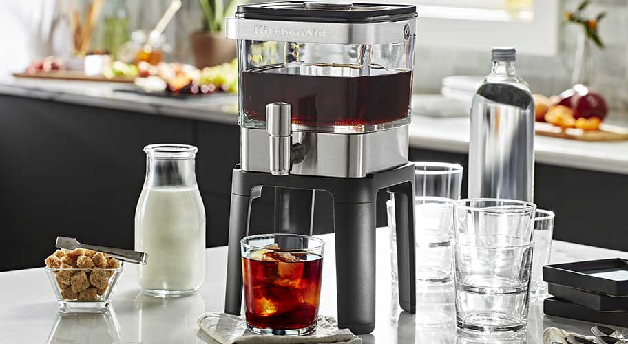 Be your own barista. Caffeinate all week with a batch of cold brew coffee that you can make at home. This effortless method brews overnight to create a richly flavorful coffee that you can store in the fridge and then enjoy hot or cold.